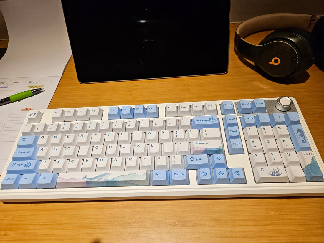 The Ocean Whisper Mechanical Keyboard