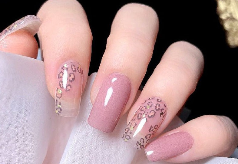 Spotted Leopard gel nail sticker