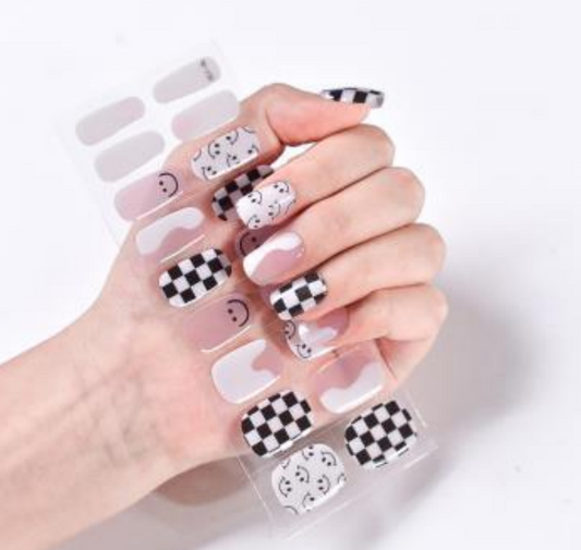 Checkered faces gel nail sticker