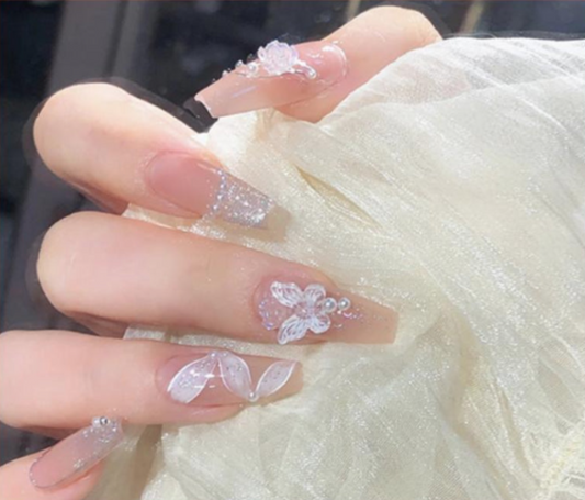 Pearls and Bows Press On Nails