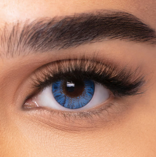 True Sapphire Yearlies Colored Contact Lens