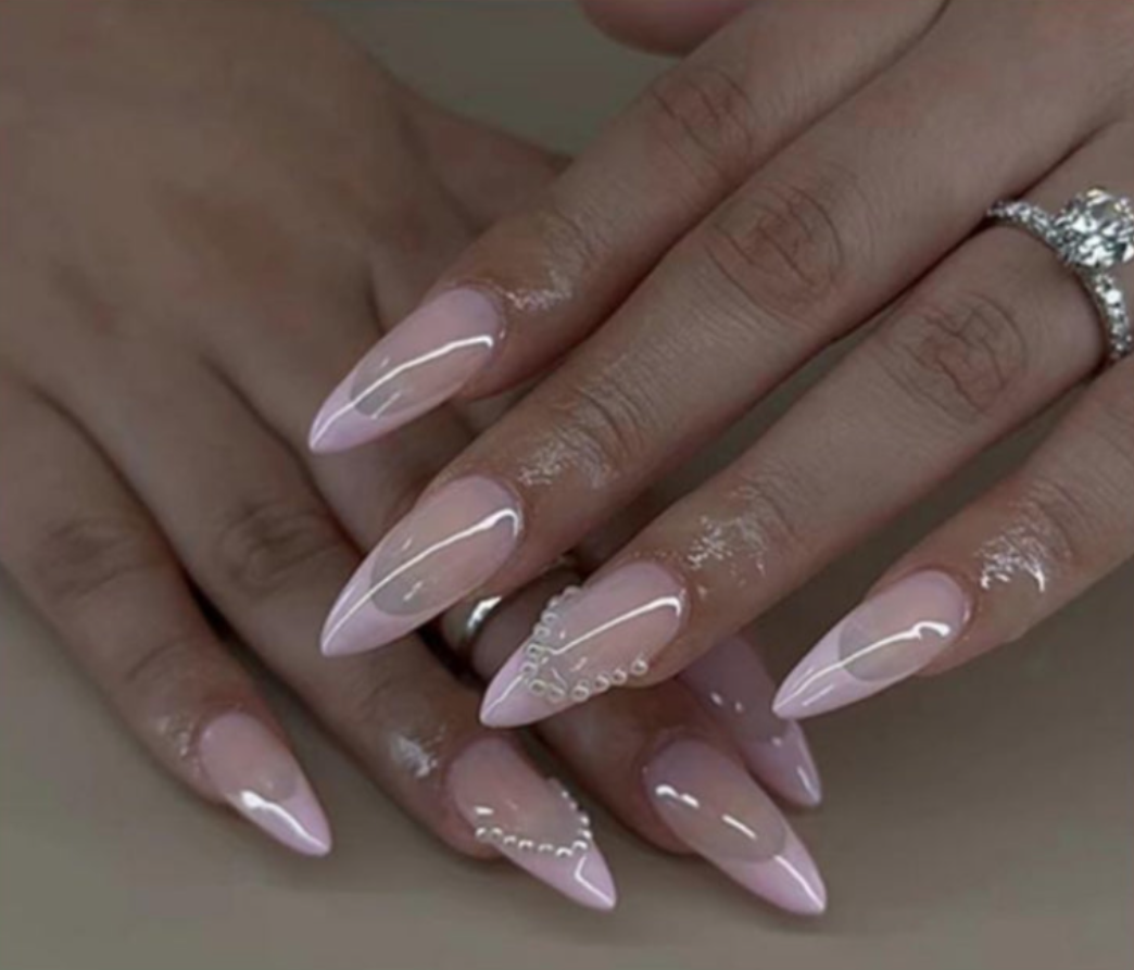 The Diamond of the Season Press On Nails