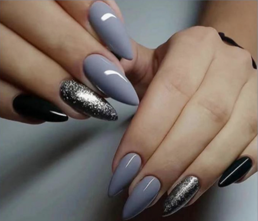 Stormmarked Press On Nails